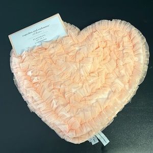 Cupcakes and Cashmere Valentines Day Peach Pink Ruffle Placemats Set of 4 New